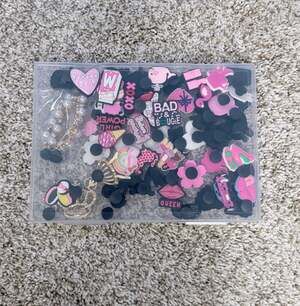 ZIFTY 55pcs Pink Theme Shoe Charms Set for Party Favors